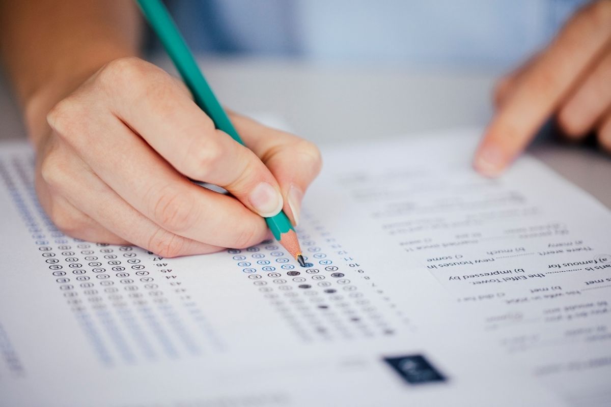 Saat Ujian Jadi Tujuan: Apakah Kita Sedang Salah Didik Sejak Awal?