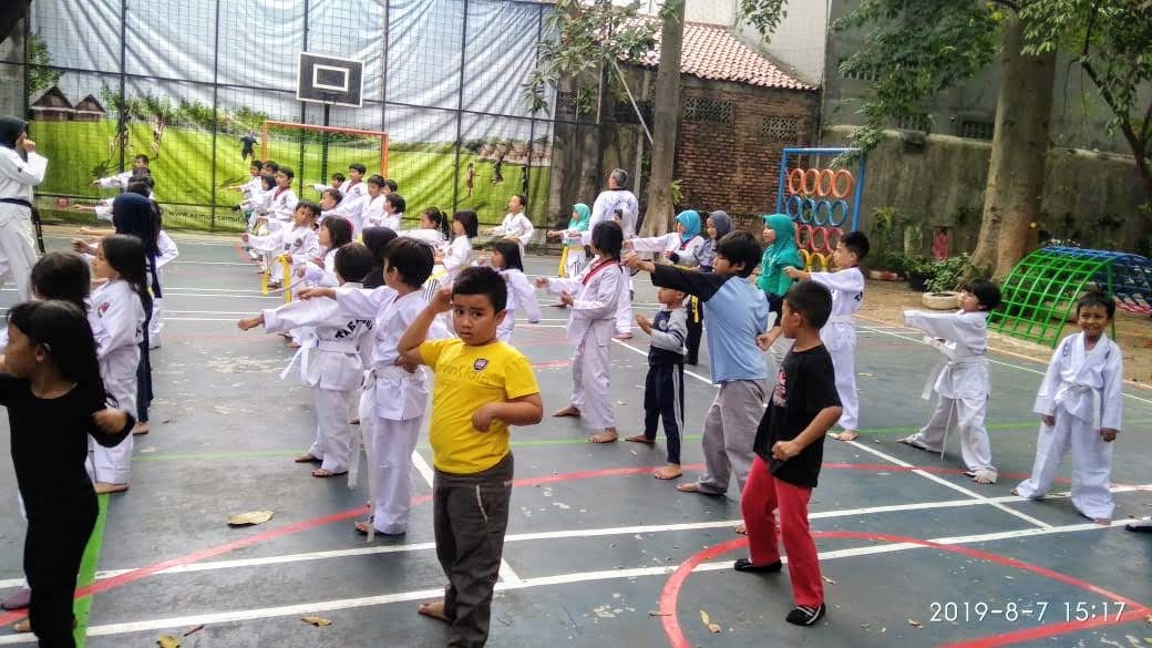 Taekwondo sebagai Ekstrakurikuler Populer di Sekolah’